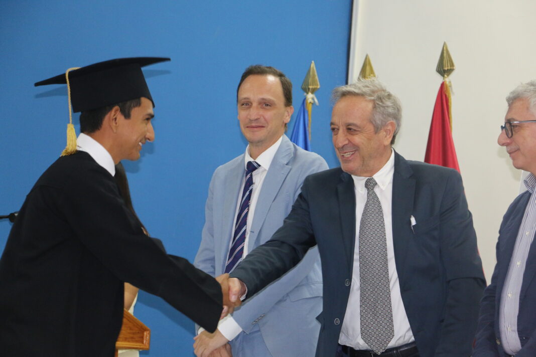 Prime lauree in ingegneria geologica in El Salvador: il contributo della Cooperazione Italiana